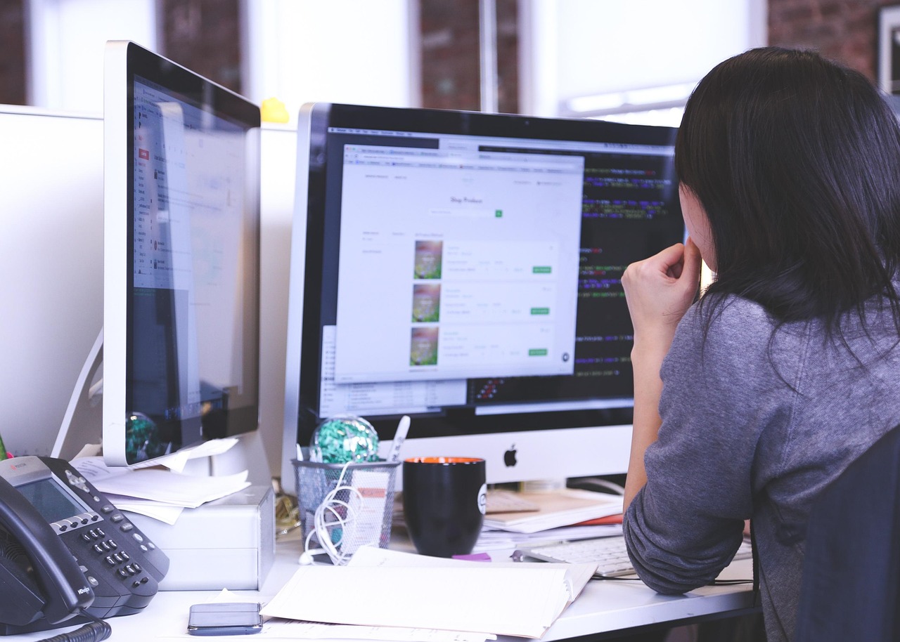 SaaS pricing plan dashboard interface